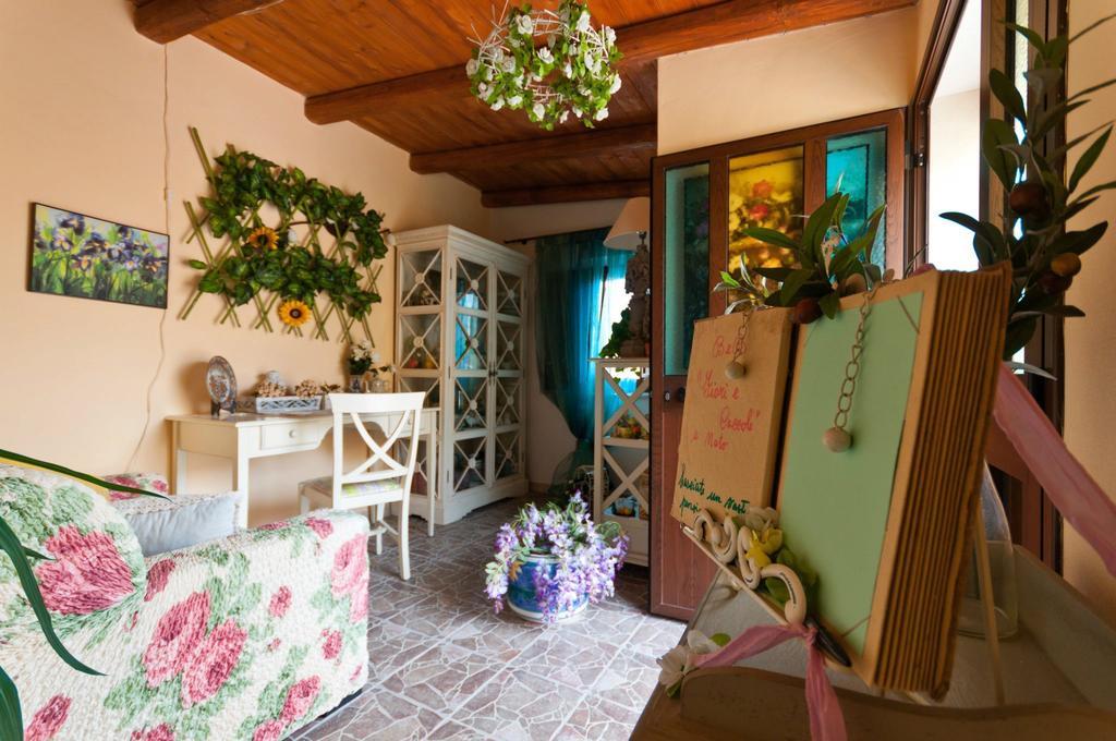 Fiori E Coccole Bed and Breakfast Noto Exterior foto